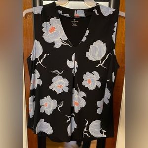 Worthington women’s Large sleeveless floral top. Black/blue/coral.